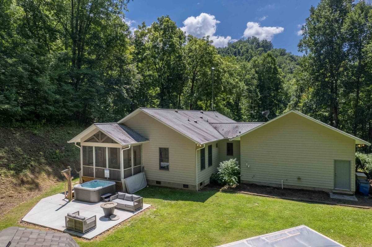 Sugar Creek Retreat
