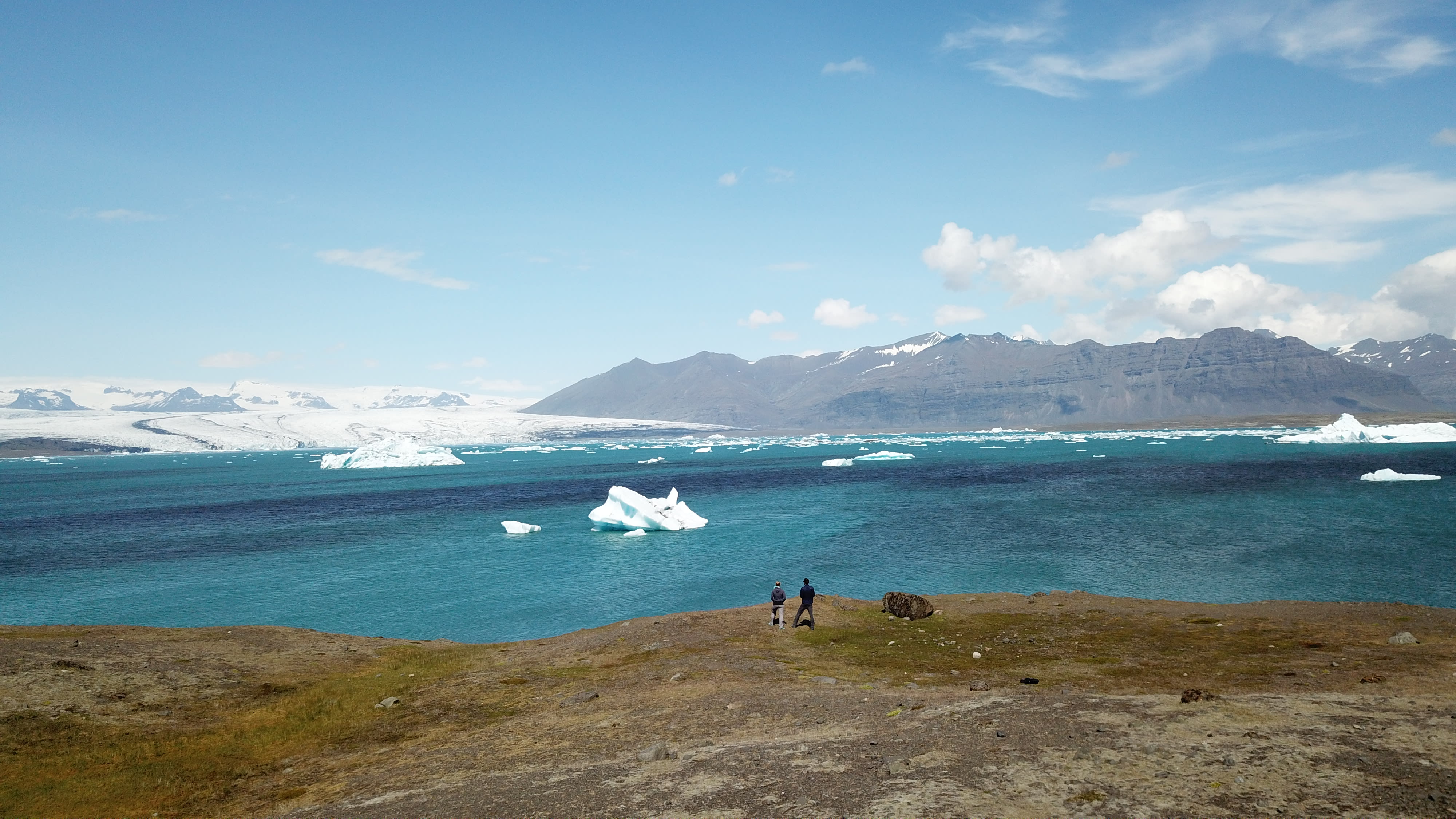 iceland photo 6d983dd6-9352-5cb1-8a18-fe2f9ef8abe3
