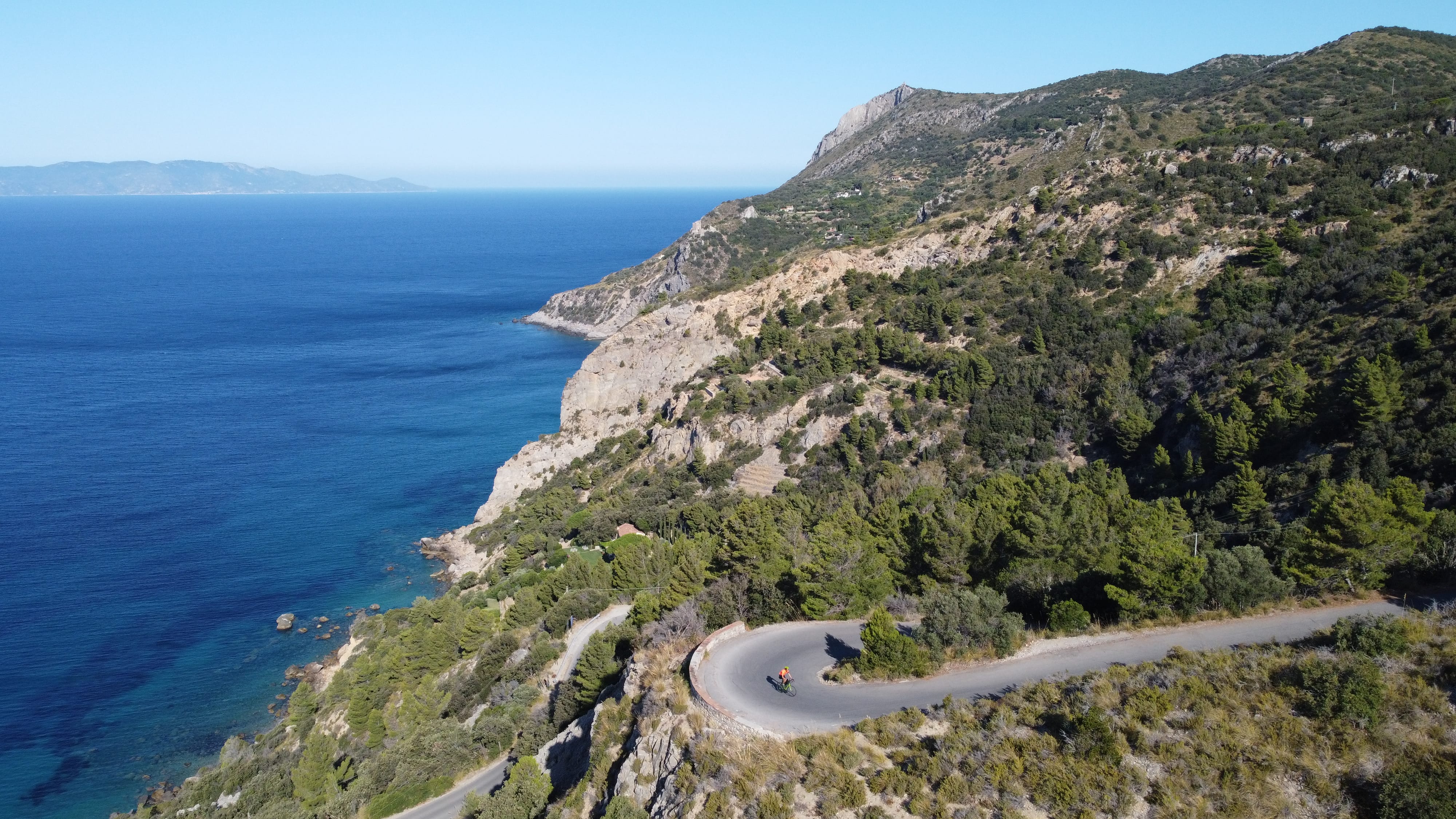 italy photo 3b2f2502-3b54-563f-9465-2e1464c8a22e