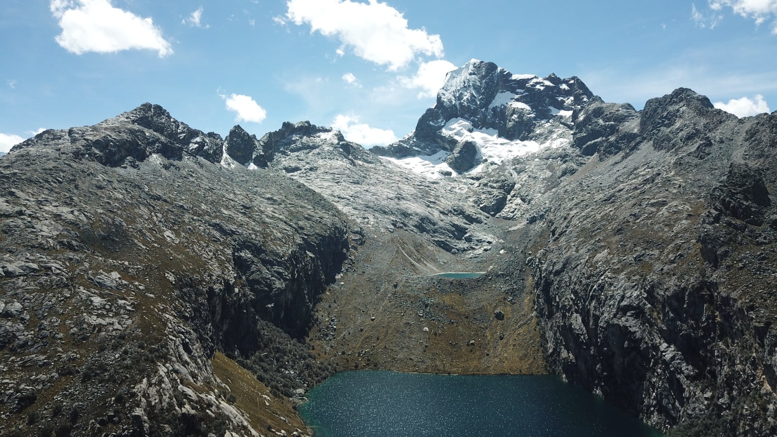 peru photo 6b57acec-b40d-5fe3-8b68-05babc6e6533