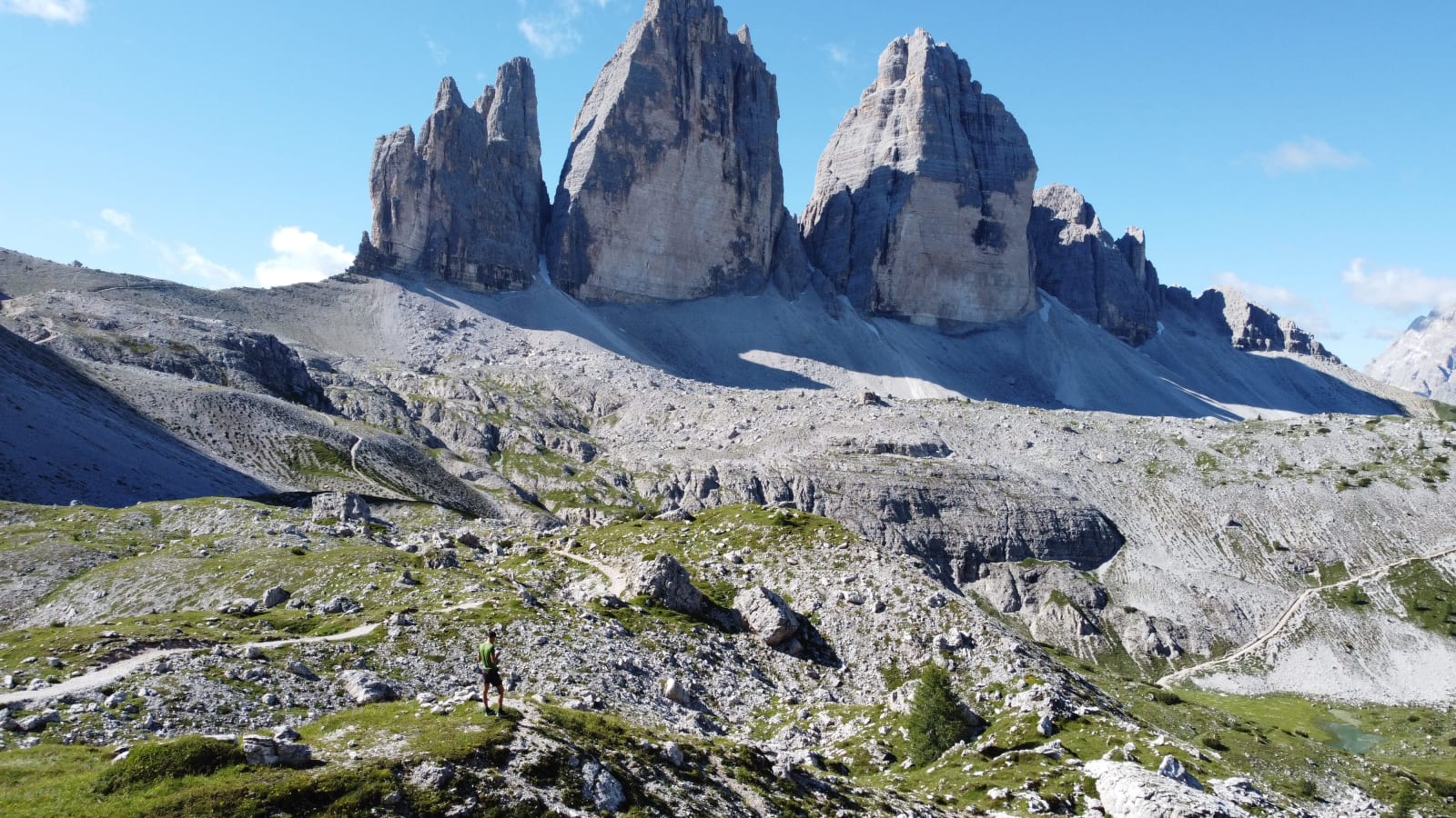 italy photo 28af1d30-5c5e-5080-a2b7-de1c20b813cc