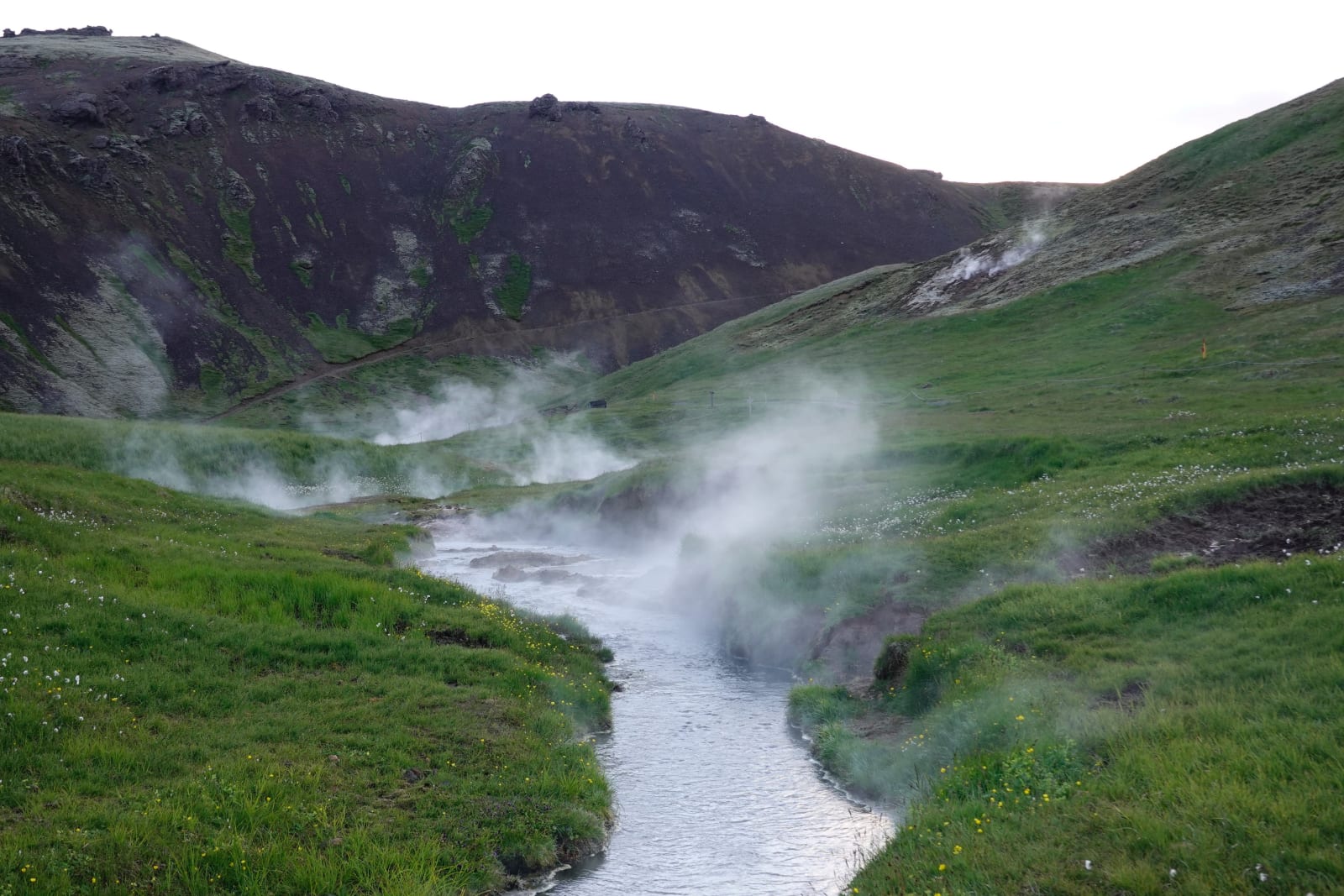 iceland photo 4188b87d-2fba-5f63-9b6a-4d1b352637c1