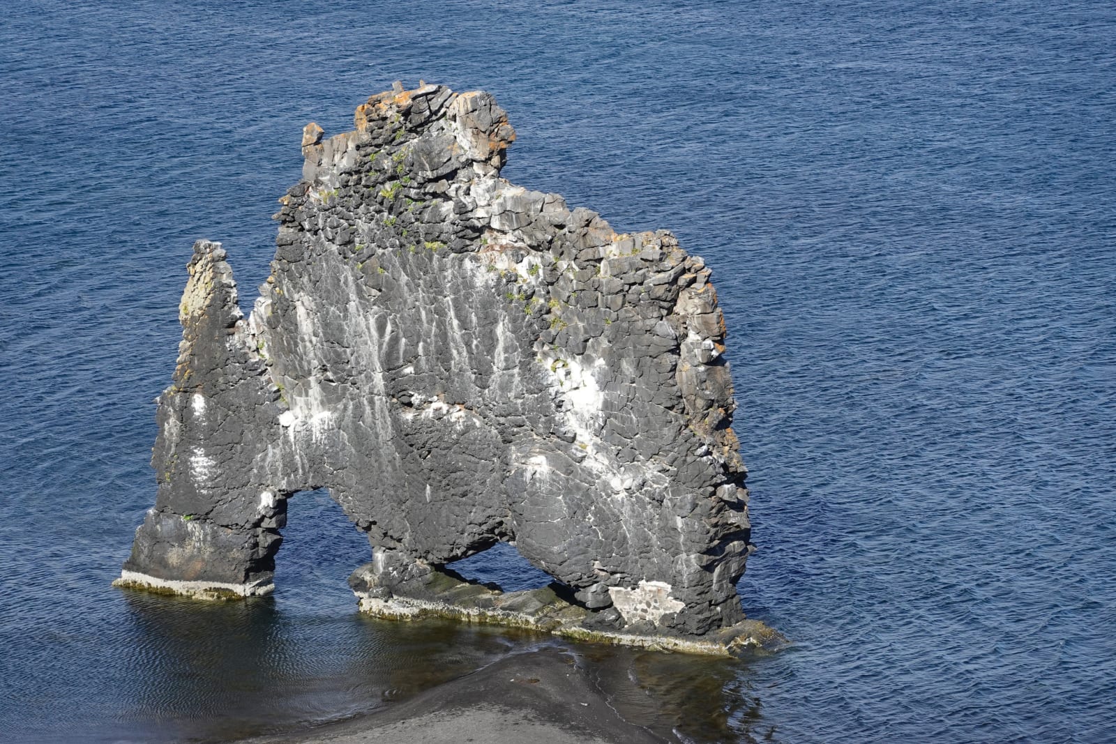 iceland photo 090a7ee8-5c54-5fa0-8f06-b6240ce931c0