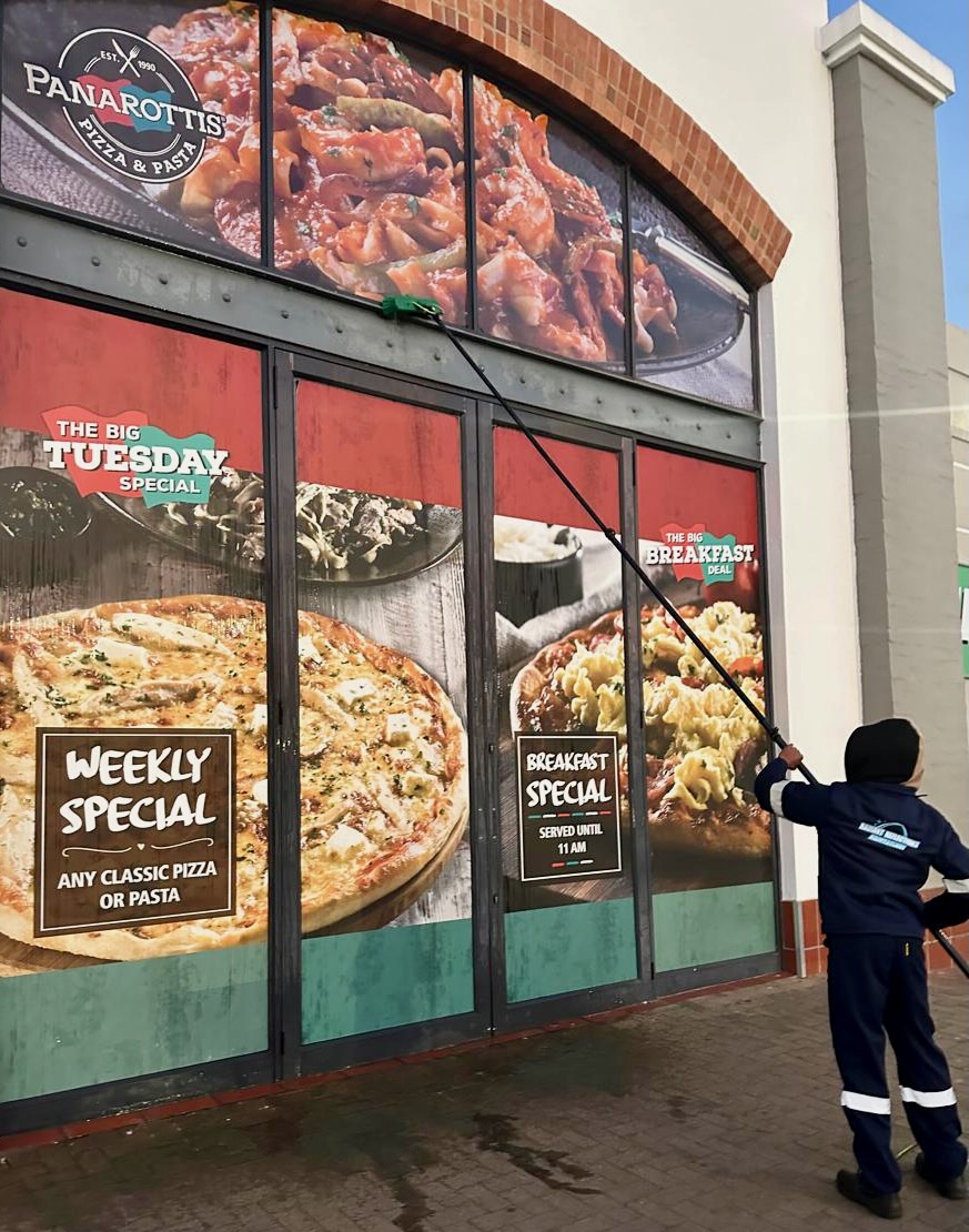 Waterfed pole commercial window cleaning
