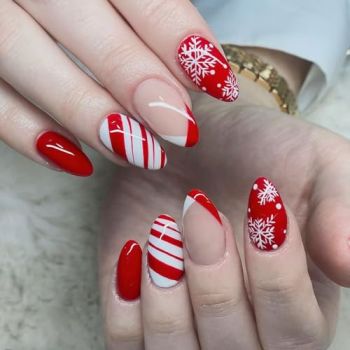Christmas Press On Nails Almond Medium