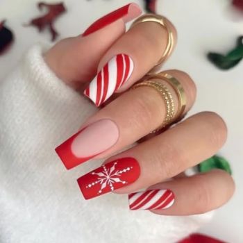 24Pcs Christmas Press on Nails Medium Square Snowflake Fake Nails Red White False Nail Full Cover Artificial Acrylic Glue on Nails for Women
