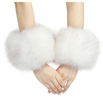 Women's Faux Fur Wrist Cuffs Winter Fox Furry wristbands Fluffy Fur Cuff Bracelet Arm Warmer accessories(White)