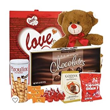 Valentines Day Gift Basket Set