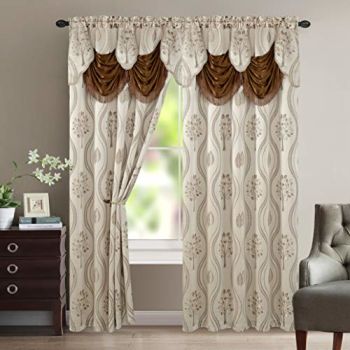 Luxurious Beautiful Curtain Panel Set