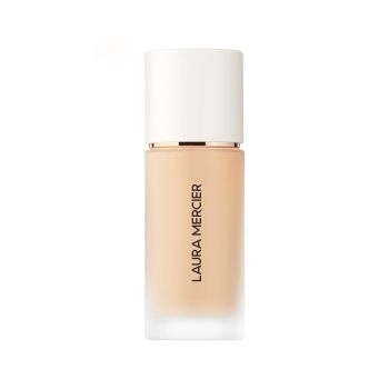 Real Flawless Weightless Perfecting Foundation 2N1 Cashew