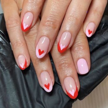 Valentine's Day Press on Nails Medium Oval Fake Nails Valentines Romantic False Nails With Red Pink Love Heart Designs Full Cover Stick on Nails Acrylic French Tip Artificial Nails for Women 24Pcs