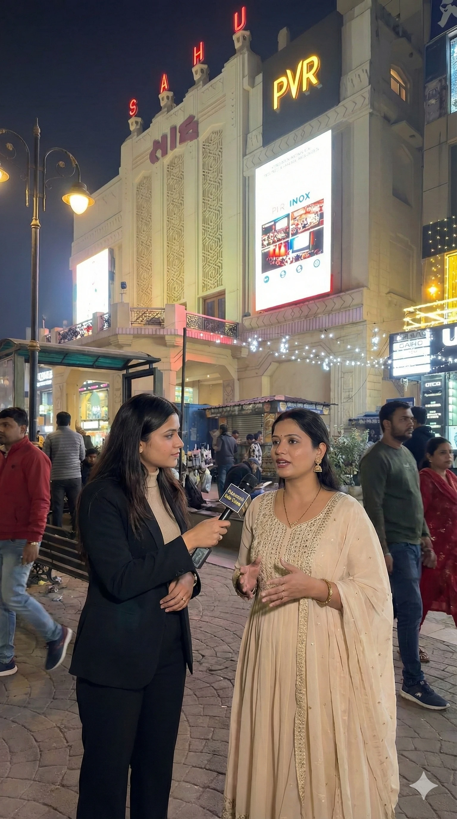 alt="Lucknow jewellery shopping review near Sahu Cinema – customer recommends Jewels Box Hazratganj"