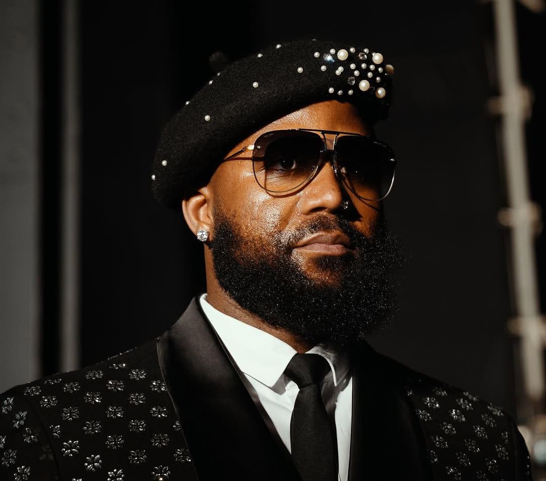 Cassper Nyovest and Zanele Potelwa hosting SAMA32 at the Sun City Superbowl, featuring a grand South African music-awards