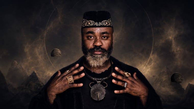 Editorial visual representing Nduduzo Makhathini’s The Myth We Choose as a future-facing spiritual jazz project, featuring a grand piano in ritual light, ancestral archive textures, electronic waveforms, African cosmology cues and premium Viranova purple-and-gold glass styling.