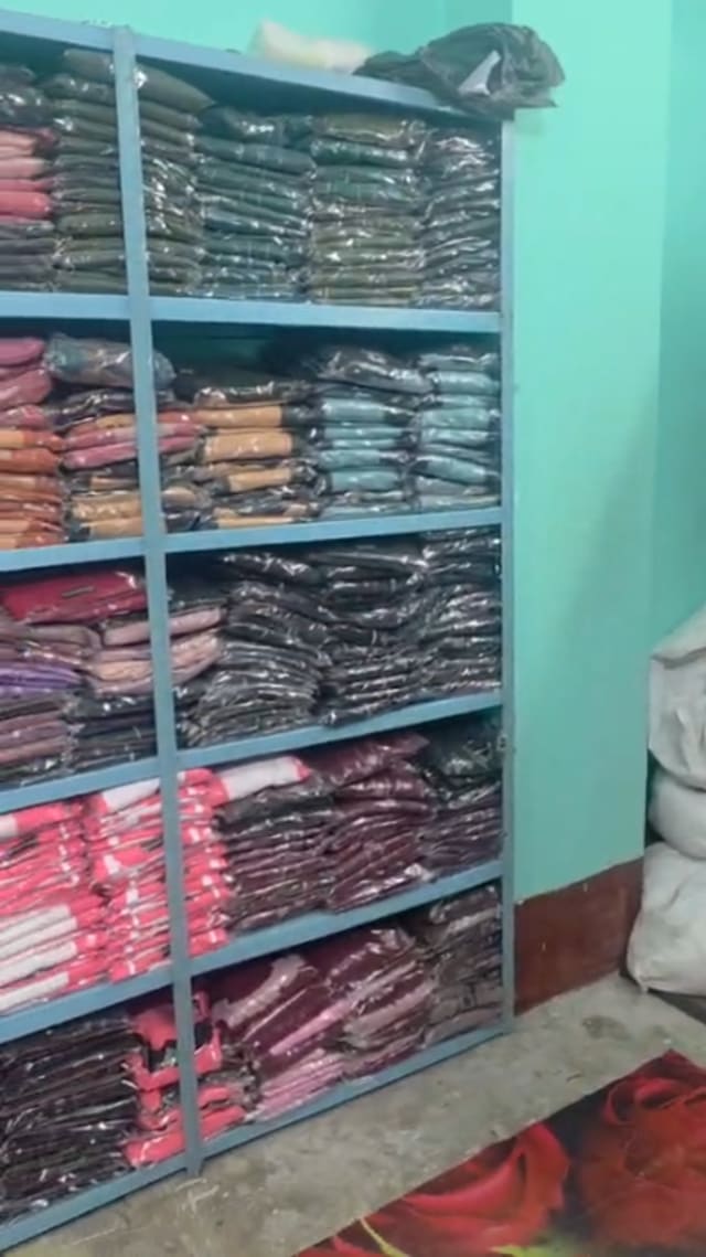 আমাদের কাজ
