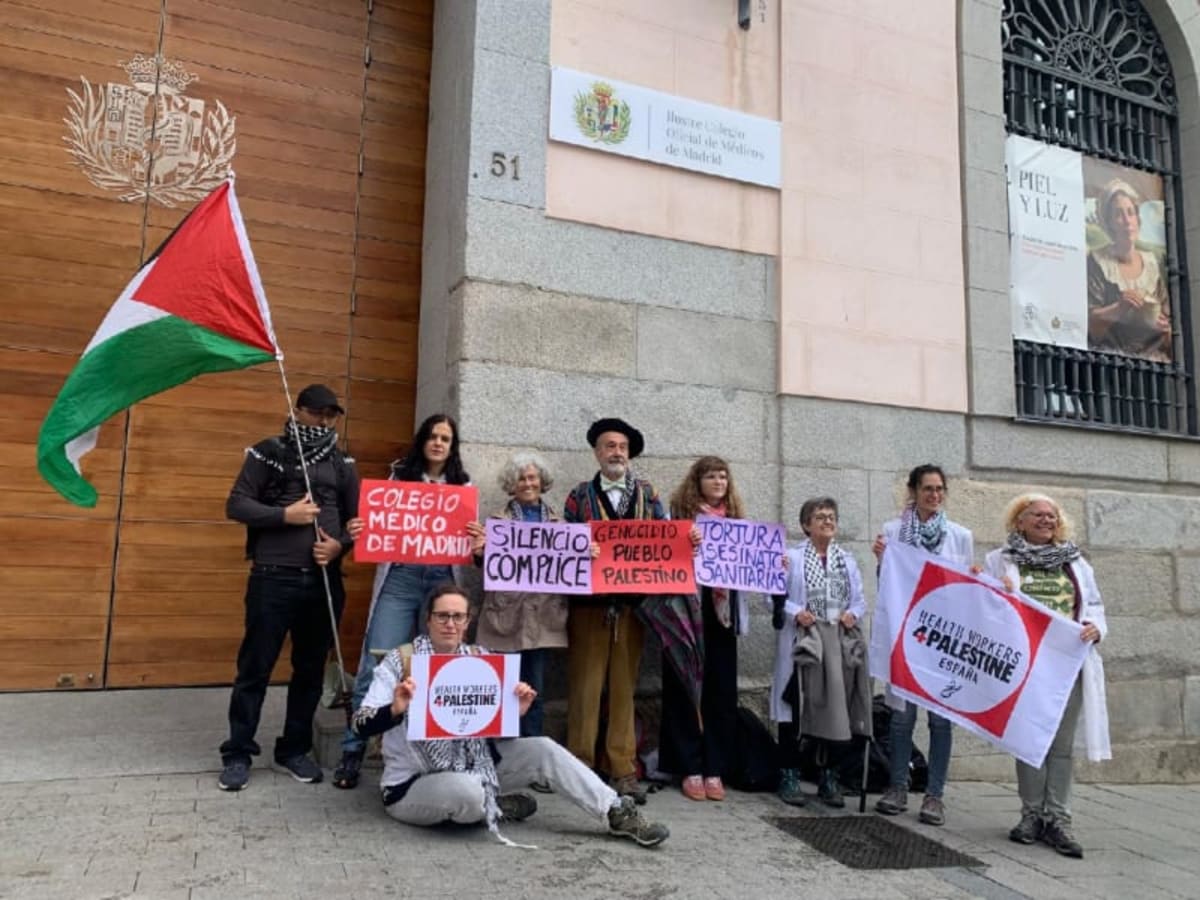 ¿Dónde está? ¡No se ve, el Colegio de Médicos de Madrid!
