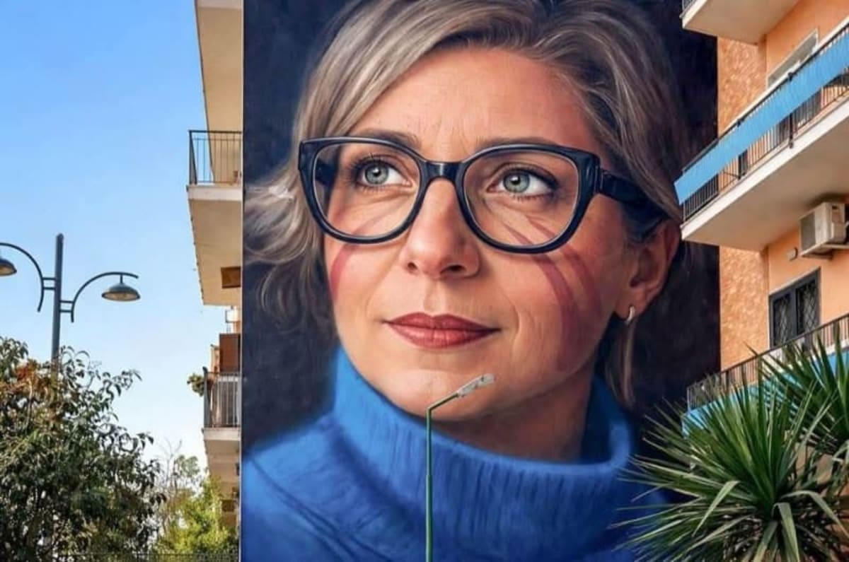 Un mural en Nápoles, Italia. Francesca Albanese
