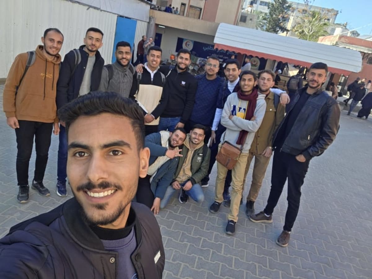 La próxima de generación de médicos en Gaza. The next generation of doctors in Gaza.