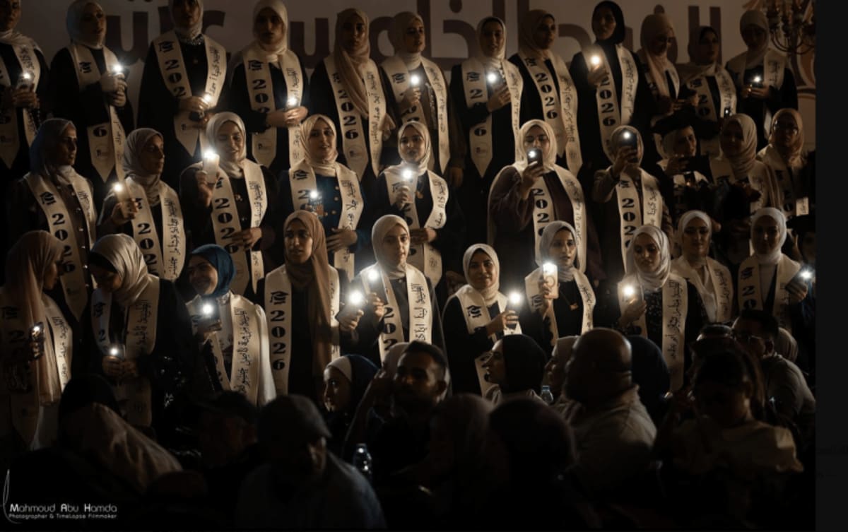 Ceremonia de graduación en la Facultad de Medicina de la Universidad Islámica de Gaza, 2026. Graduates of the Faculty of Medicine at the Islamic University of #Gaza . 2026 Photo by @hamda_mahmoud