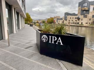 Psychoanalysts? Please resign from the IPA (International Psychoanalytical Association). ¿Psicoanalista? Por abandone la Asociación Internacional de Psicoanalistas. ENG ESP