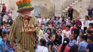Adel Tartir. Teatro. Theatre. Wonderbox/Sandouq El ‘Ajab [Cajas Maravillosas]. ESP ENG