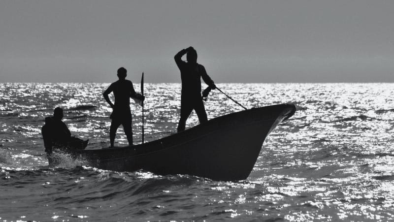 David Segarra. Fotografies i text "Viure, morir i nàixer a Gaza". Texto "Vivir, morir y nacer en Gaza". Text "Living, dying and being born in Gaza" العيش والموت والولادة في غزة