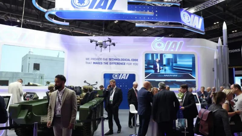 Israel’s Latest Military Tech. Sell. La última tecnología militar de Israel. Venta