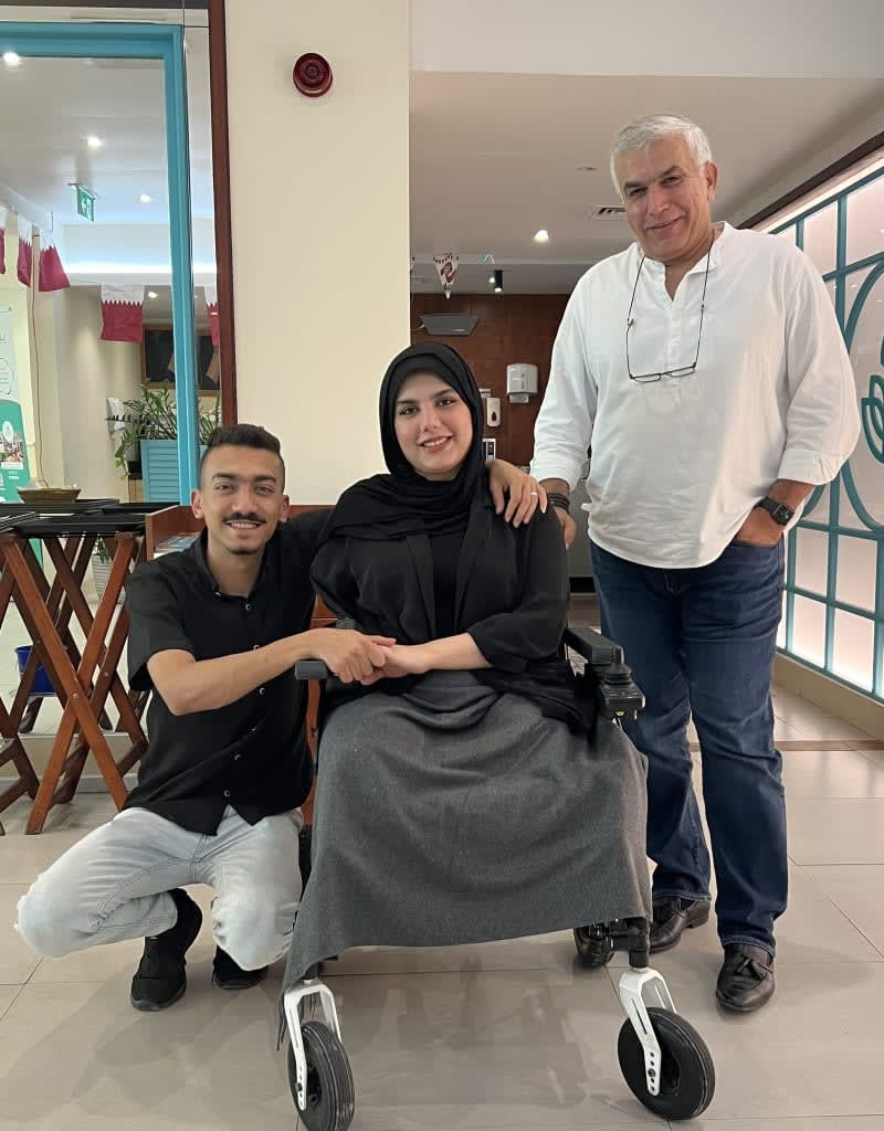 قصة حب من تحت الركام Nabeel Rajab  Una historia de amor bajo los escombros. A Love Story Beneath the Rubble