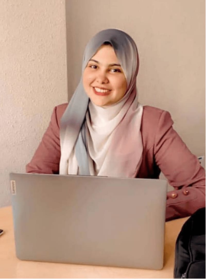 Ghaydaa Kamal, periodista y traductora de Khan Younis, Gaza.  