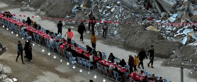 Our Dream Was a Meal: Ramadan in Gaza. Nuestro Sueño Era una Comida: Ramadán en Gaza. ENG ESP