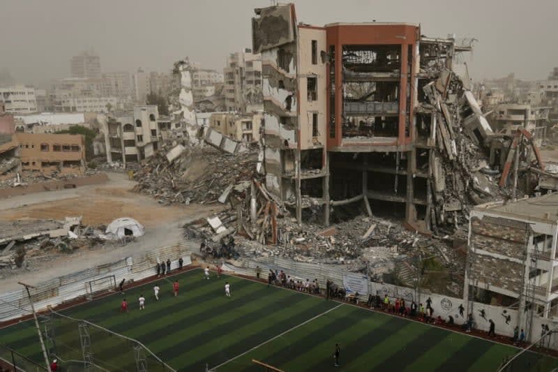 Le festival de photo de sport de Deauville cède aux pressions pro-israéliennes et retire une photo prise à Gaza. El festival de fotografía deportiva de Deauville cede a la presión proisraelí y retira una fotografía tomada en Gaza. FRA ESP