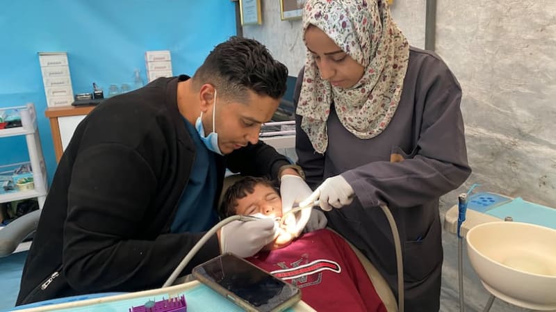 Dental care in Gaza. Atención dental en Gaza. ENG ESP