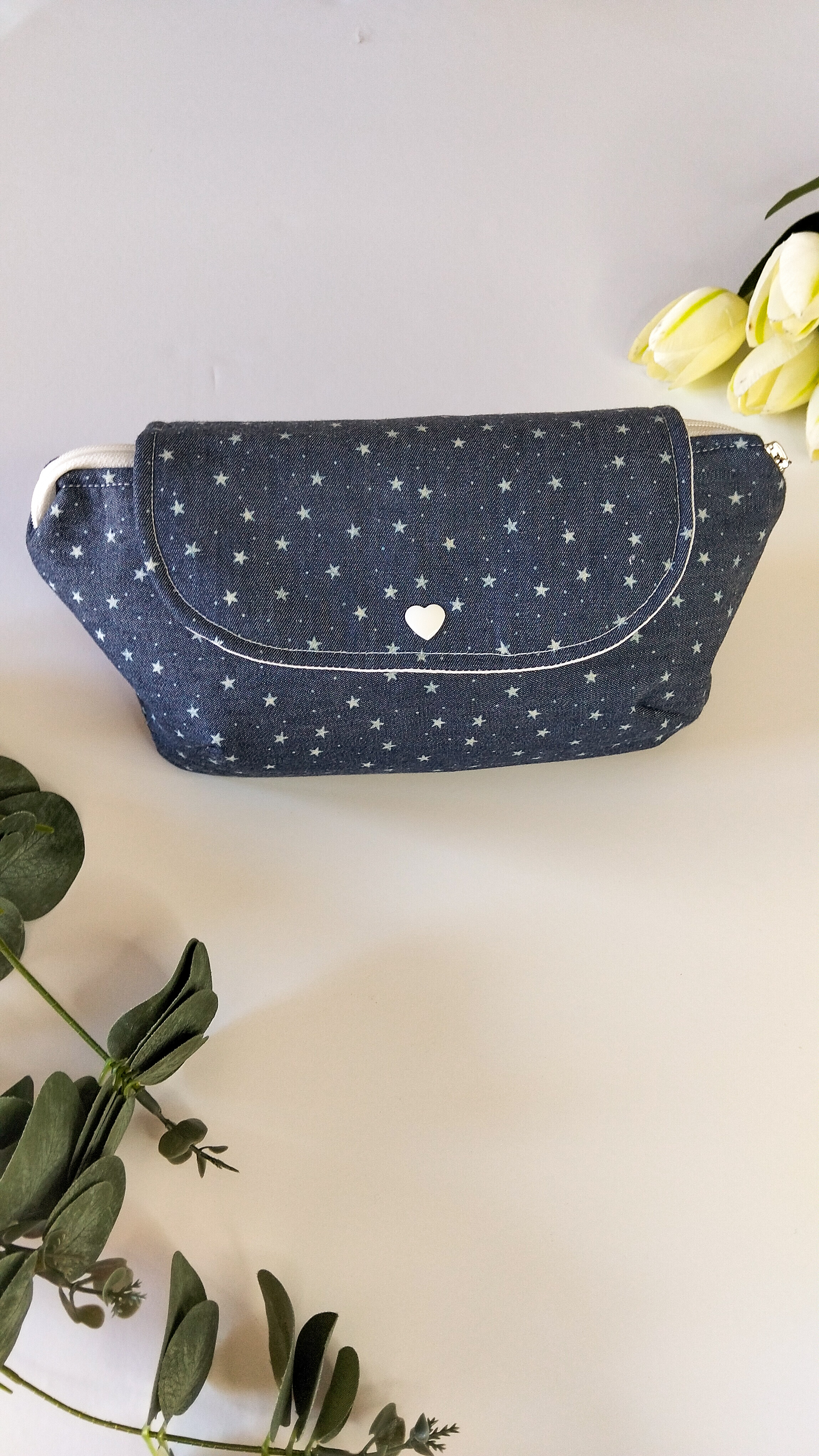 Bolsa de maquilhagem (com aba para pincéis)