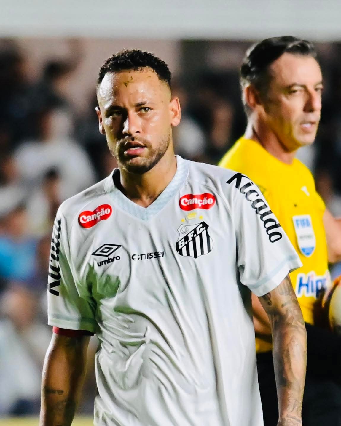 🚨 NEYMAR EST ATTAQUÉ EN JUSTICE PAR… SON ANCIENNE CUISINIÈRE ! 🧑🍳😳