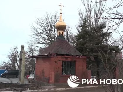 Рождественскую службу с ночи перенесли на утро из-за опасности для прихожан, сообщил РИА Новости настоятель Свято-Михайл