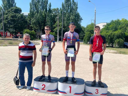 6 июля в городе Мариуполь прошел Чемпионат и Первенство Донецкой Народной Республики по велосипедному спорту на шоссе в 