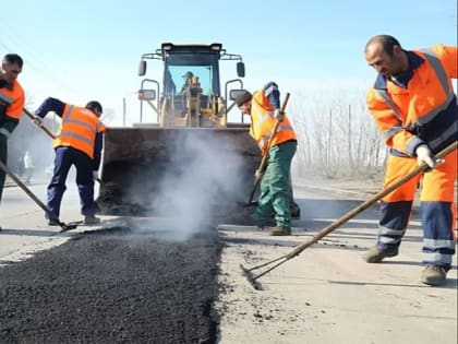 В Амвросиевском районе приступили к ремонту главной дорожной артерии