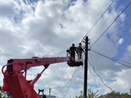 «Мариупольгорсвет» продолжает модернизацию сетей наружного освещения