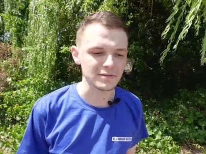 Волонтеры Единой России и депутаты Молодежного парламента помогают жителям Республики настроить телевизоры на российские