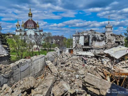 Не щадят ничего: какие священные для Донбасса объекты разрушил Киев