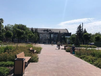 Строители Петербурга отремонтируют бассейн «Нептун» в Мариуполе