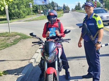 Сотрудники ГИБДД провели беседы с водителями мототехники