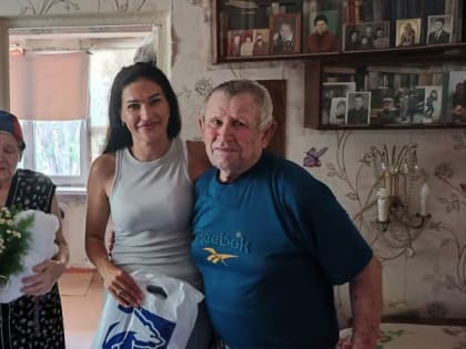 В рамках реализации федерального партийного проекта "Крепкая семья" в Донецкой Народной Республике Секретарь..