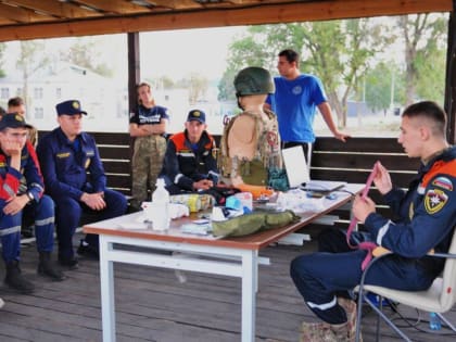 Добровольцы ВСКС приняли участие во Всероссийской студенческой школе волонтеров СВО