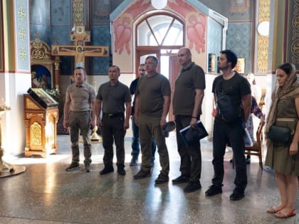 Вице-премьер Хуснуллин осмотрел восстановление храма и мечети в Приморском парке Мариуполя