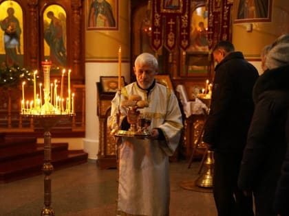 В Мариупольских храмах прошла Рождественская служба