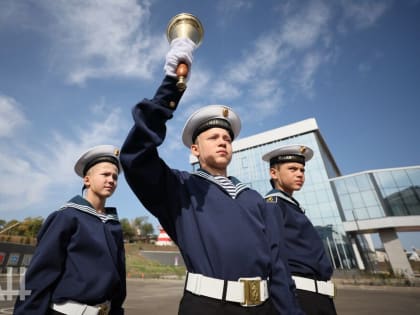 Первые нахимовцы начали свое обучение в мариупольском филиале военно-морского училища