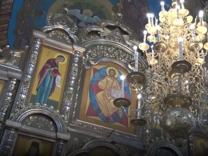 В Свято-Никольском кафедральном соборе Мариуполя архиепископ Варсонофий отслужил Всероссийский молебен о Победе