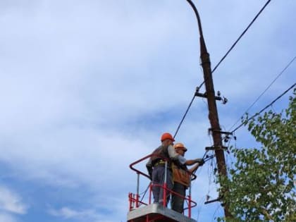 За вчерашний день на улицах Мариуполя появились 73 новых светильника