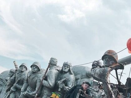 Волонтеры гуммисий за год восстановили в ДНР 13 памятников и 8 объектов гражданской инфраструктуры